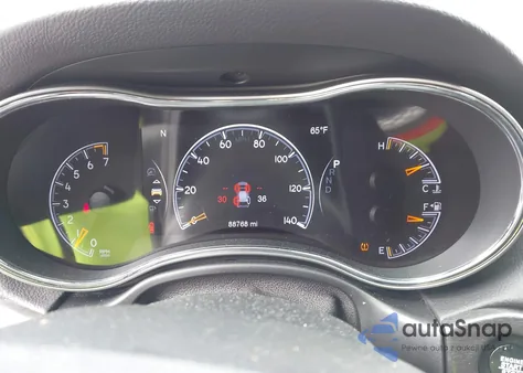 2018 Jeep Grand Cherokee Altitude 4X4 z USA, uszkodzony, nr VIN 1C4RJFAGXJC309316